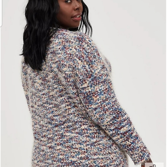 NWT Ultra soft Torrid Sweater - Picture 2 of 9